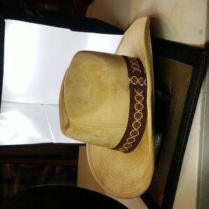 The Duke Collection 1970's Vintage Tan/Gold Cowboy Hat Medium 6 1/4 - 6 7/8